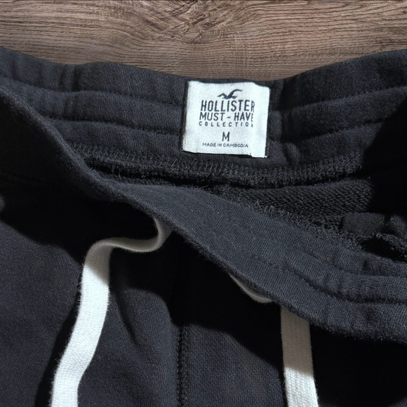 Y2K Hollister Black Comfy Lounge Shorts with White Drawstring - Picture 3 of 6